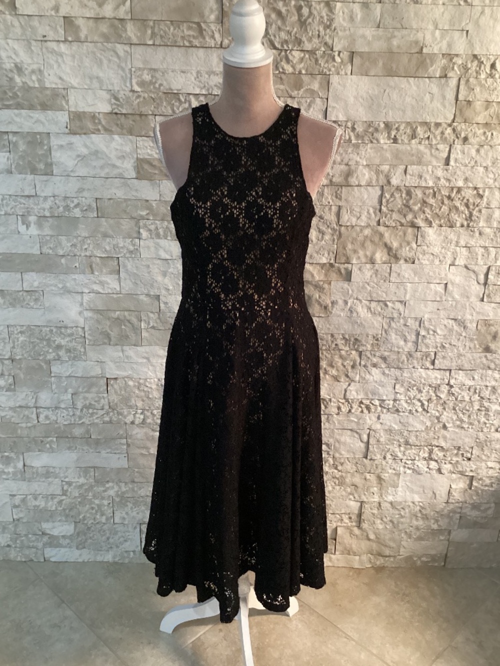 Fashion Star Saks Fifth Avenue Lace Dress (NWT)